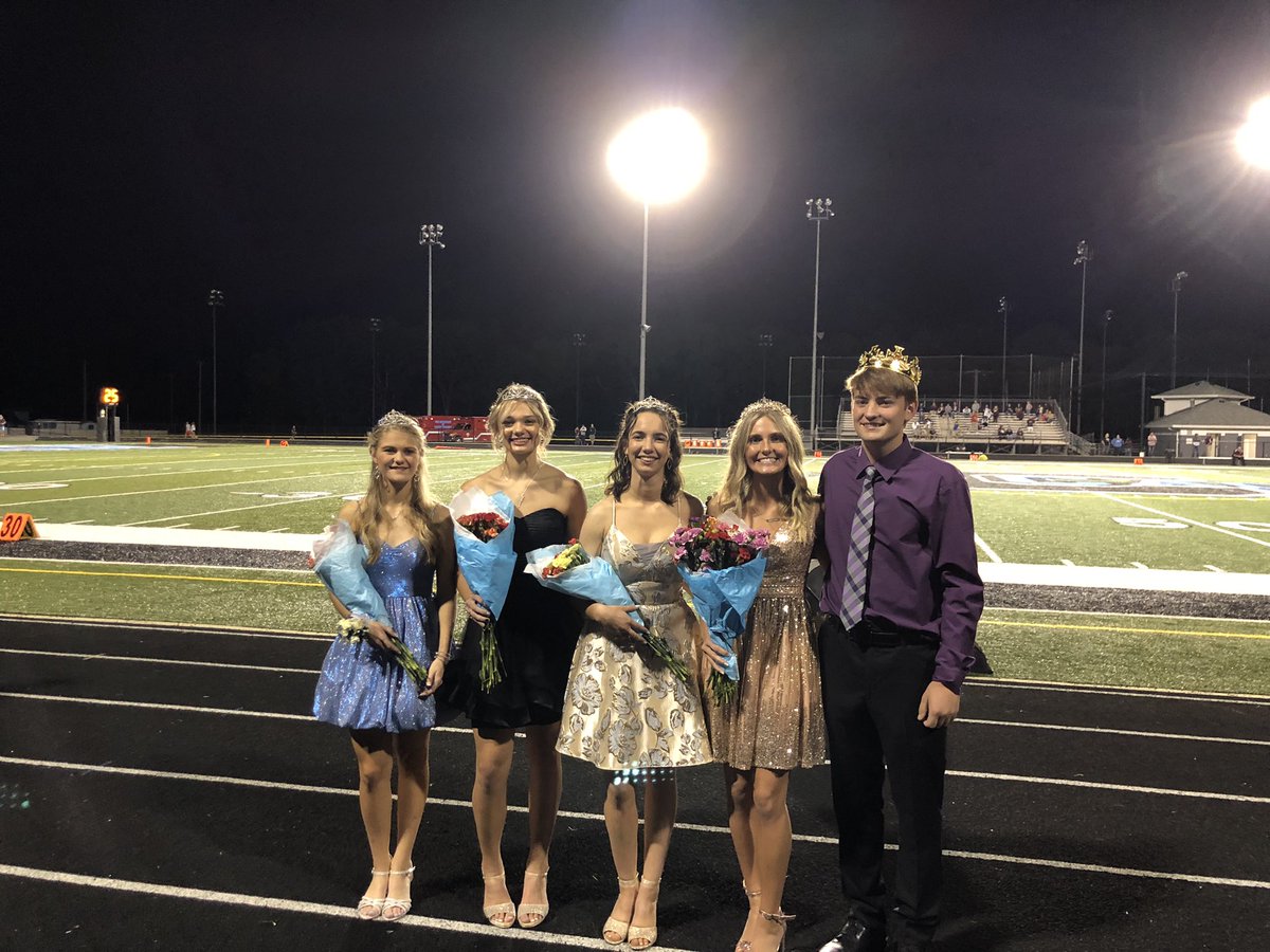 TheCascadeHS's tweet photo. Homecoming Royalty https://t.co/IOS250EzRd
