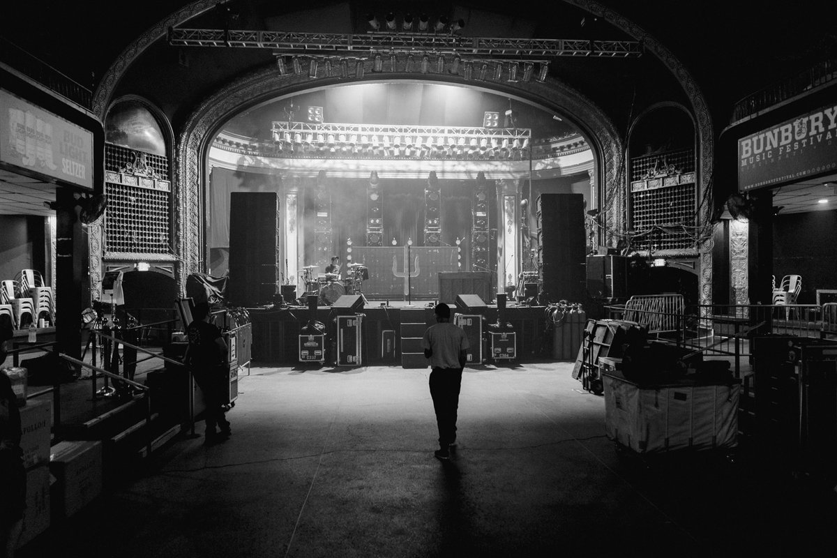 twentyonepilots's tweet image. we played a small show in columbus this week and now we are in new york to visit the @MTV @vmas. that happens sunday on television.