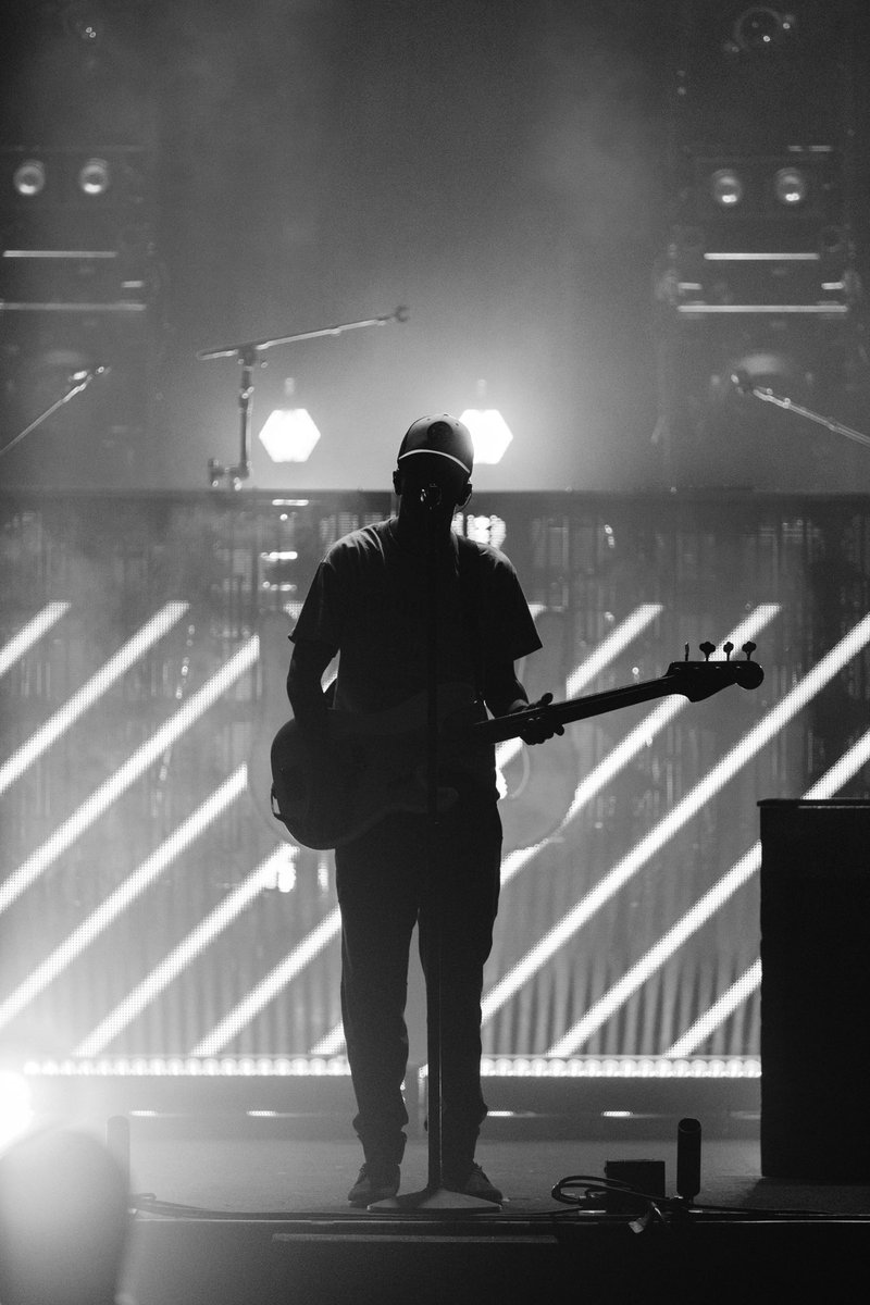 twentyonepilots's tweet image. we played a small show in columbus this week and now we are in new york to visit the @MTV @vmas. that happens sunday on television.