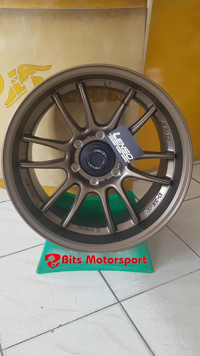 tons_ts's tweet image. For sale velg Original Lenso R18 H6 Pcd 139 
Bits Motorsport
Jl. Caman Raya No 27 Jatibening, Bekasi.