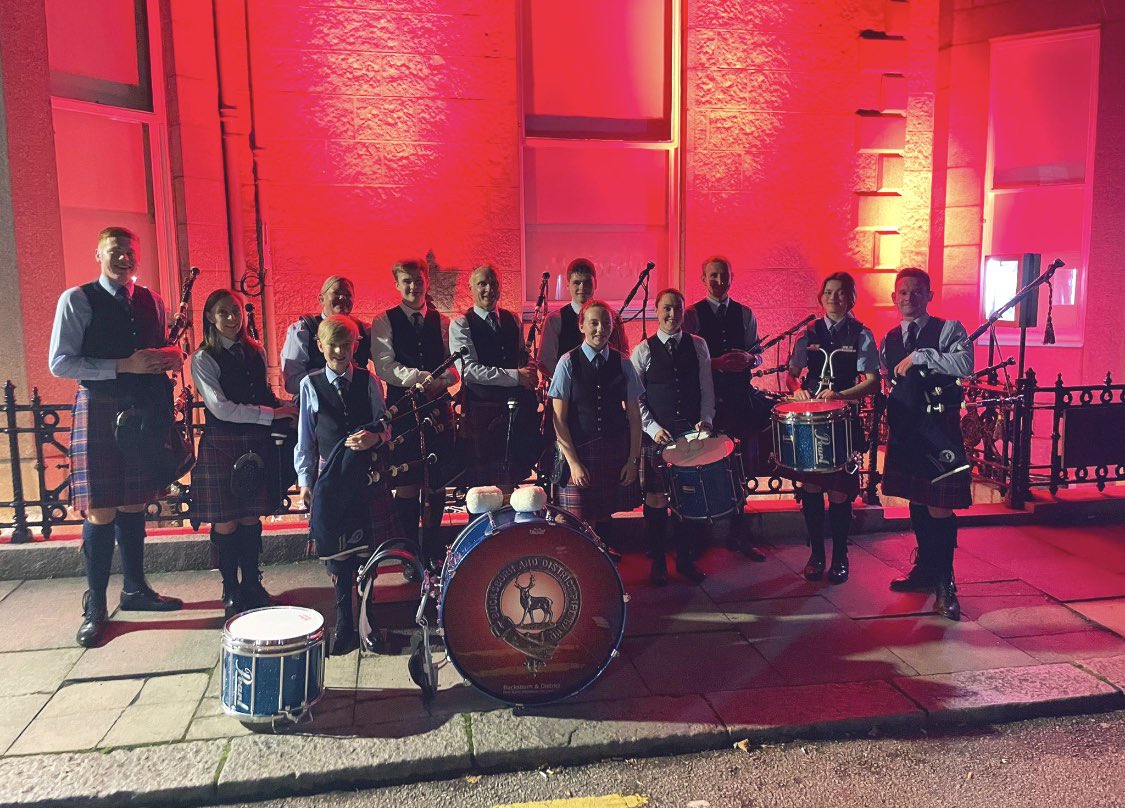 BoxyPB's tweet image. BAND ENGAGEMENT 

We were delighted be back at our first outing since Hogmanay 2019 tonight, as a mini band performed at the Scottish Senior Open dinner at No.10 restaurant. 

#BoxyPB 🔴🎶🔵