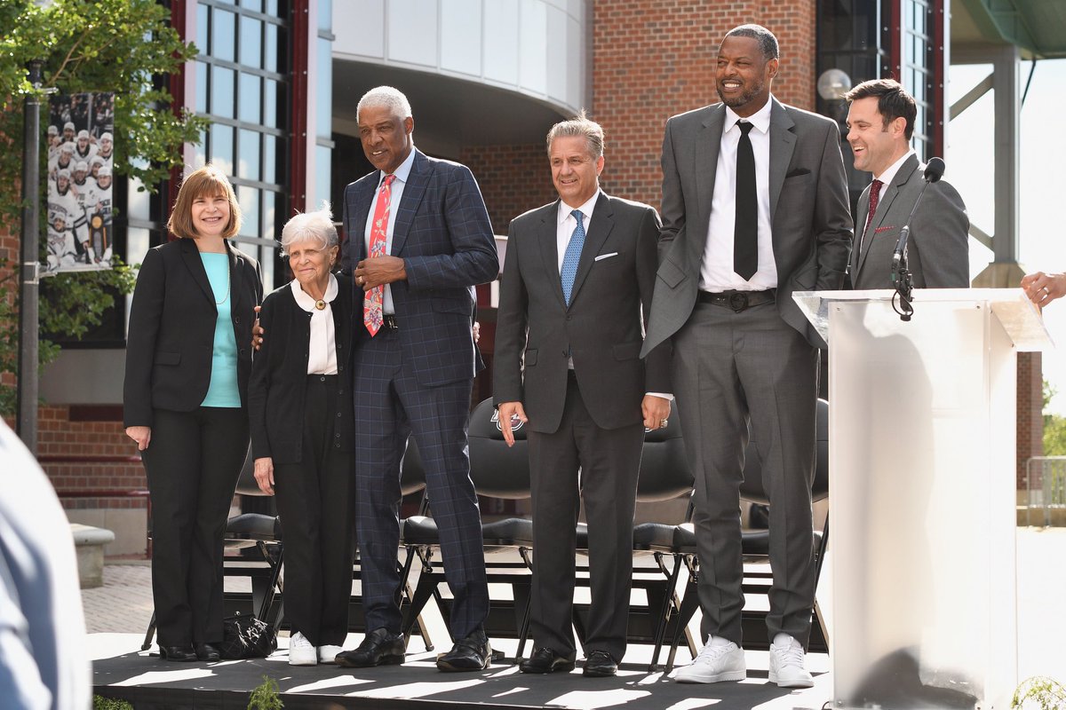 Proud of our coach. 

Congrats, <a href="/UKCoachCalipari/">John Calipari</a>!