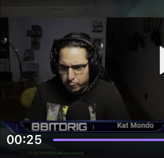 8BitDrig's tweet photo. I know we all have a concentrated gamer face. But damn am I ugly. #gamerface #twitch #stream #streamer #warzone #uglygamer https://t.co/96AZfVsLyx