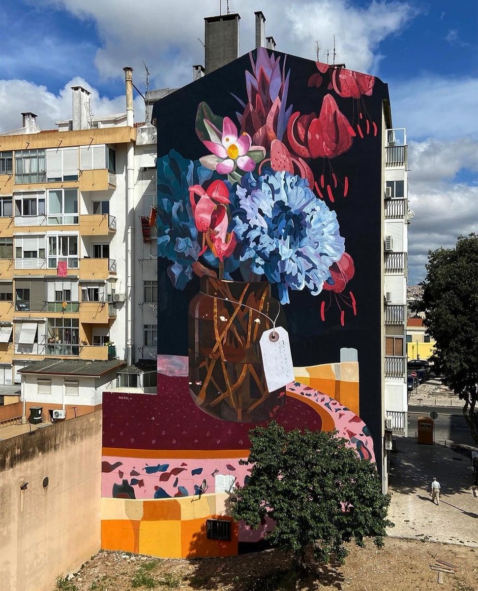 MolinaStreetArt's tweet photo. 'Olvido u ocultamiento' by Argentinian Pastel in Benfica, Lisbon (2021) #pastelfd #benfica #lisbonstreetart #streetart #lamolinastreetart 📷 via artist https://t.co/gQGe5ENAWP https://t.co/PAZ2dgG0q0