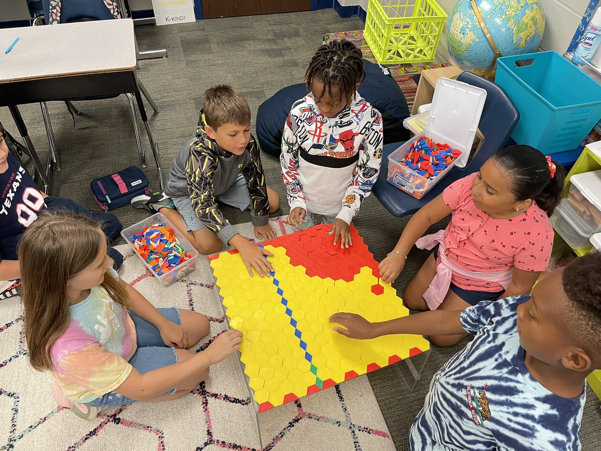 There is nothing like a good collaborative masterpiece to began our Friday morning soft start. We shine together!
<a href="/HumbleISD_SWE/">Summerwood Elementary</a>