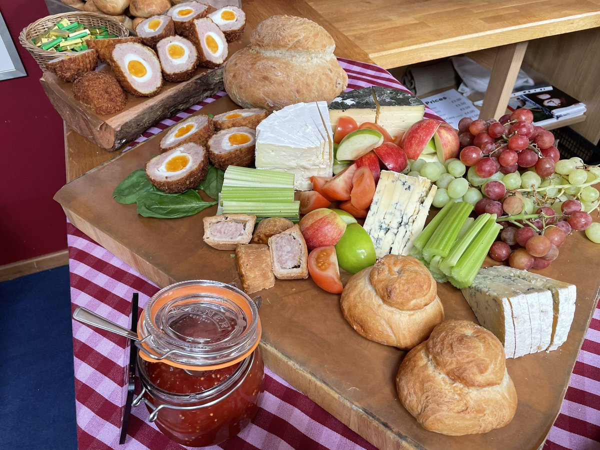 chefJordanHH's tweet image. First week @HolroydHowe and first event: A taster buffet to welcome @QueensTaunton new members of staff. Inspiration from 🇲🇦🇮🇹🏴󠁧󠁢󠁥󠁮󠁧󠁿