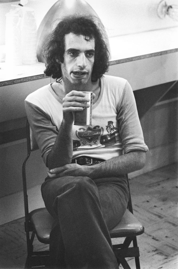 barneyhurley1's tweet photo. Donald Fagen of Steely Dan backstage at the Santa Monica Civic Auditorium, California, 1974 https://t.co/qUTBr52BJ8