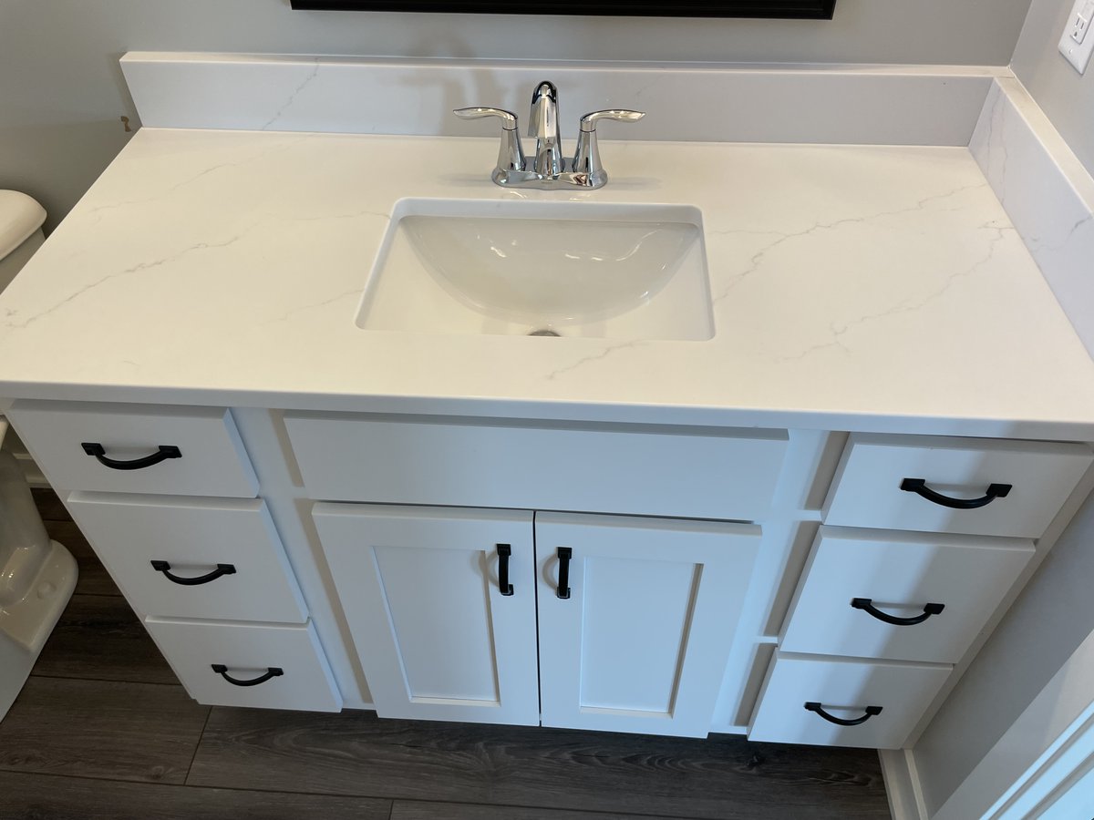 LLCountertopLNK's tweet photo. They say a good cure for a bad Monday is a long soak in your tub...๐
Here are LL Countertops we think picking out your PERFECT countertops for your at home spa can cure ANY bad day!
๐ 5633 S. 49th St.
#LLCountertops https://t.co/pg2Y72N7Ij