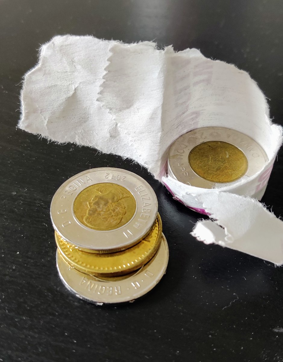 1pka_'s tweet photo. @RBC @CanadianMint Excitement of finding gold died too soon after discovering a car vaccum token!!
Don't know who cheated @RBC or @CanadianMint https://t.co/h4wzLWPGBU