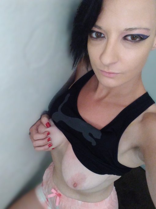 Darling Darling Darling My cherries &amp; wine Rosemary &amp; Thyme #sarashangrila #professionalswitch #proswitch<a href="/tag/bdsm"class="tags"><span>#bdsm</span></a><a href="/tag/fetish"class="tags"><span>#fetish</span></a><a href="/tag/switch"class="tags"><span>#switch</span></a><a href="/tag/alternative"class="tags"><span>#alternative</span></a><a href="/tag/kink"class="tags"><span>#kink</span></a><a href="/tag/gothbabe"class="tags"><span>#gothbabe</span></a>