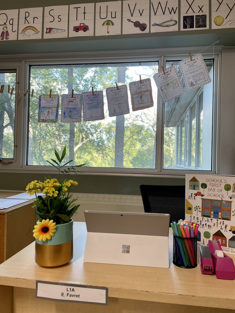 EFavretEDU's tweet photo. And that’s a wrap on the first week of grade 1! 🤪 https://t.co/98nsLe1gz3