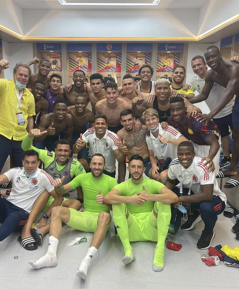 LuisFDiaz19's tweet photo. Grande mi sele 🇨🇴 seguimos 🙏🏻💪🏻 https://t.co/zTrRQ1OEpV