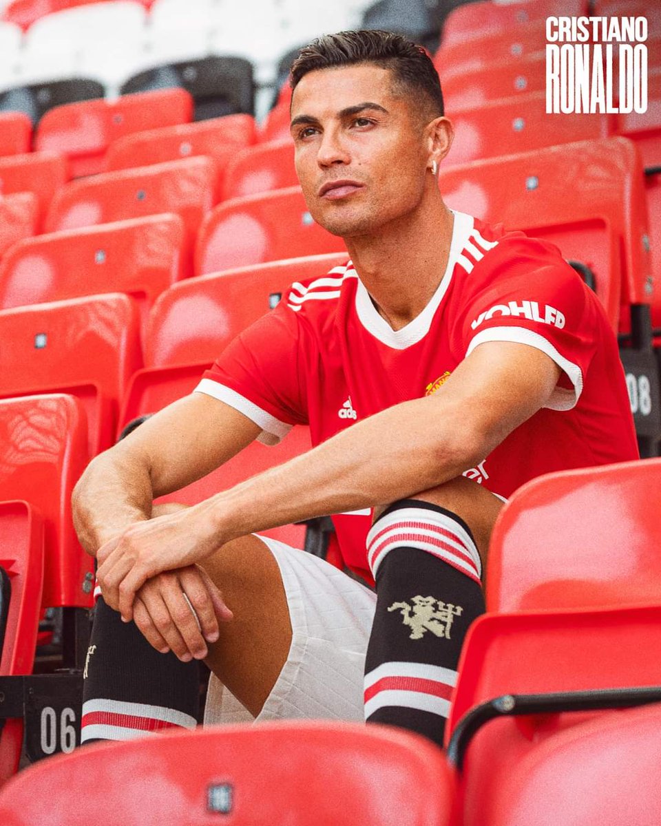 Well guys Tomorrow is the day that we see this king arrive .. are we ready Old Trafford 😍 I know we are but are you ...