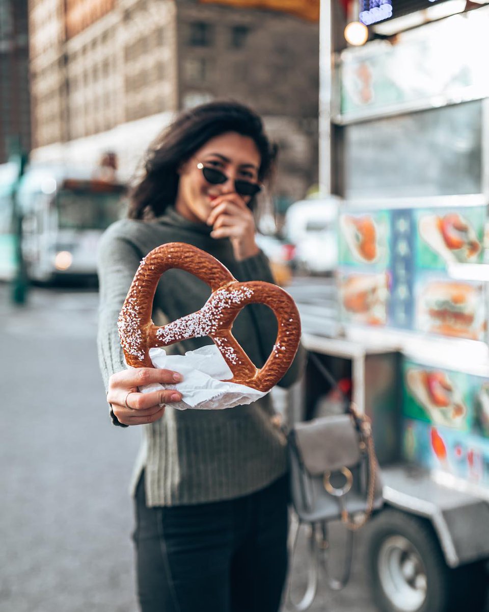 🥨 Have a taste… it tastes like NYC.
Discover New York Flavors!

📸 @laraciritci 

#PestanaCR7  #PestanaCR7TimesSquare #NYC