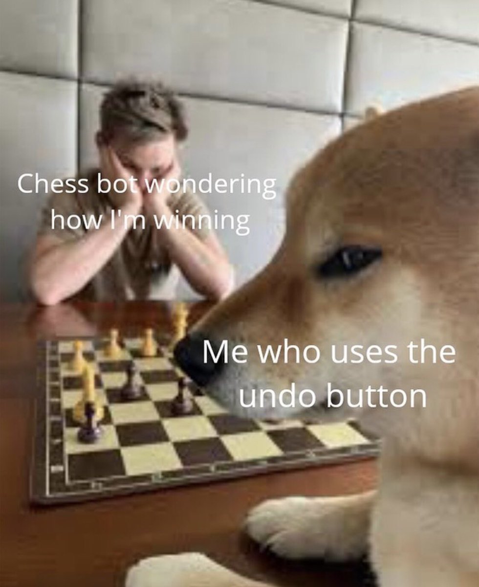 BuffaloChess's tweet image. Dubious move… 

#chess #chessmemes #chesshumor #memes #chesslover