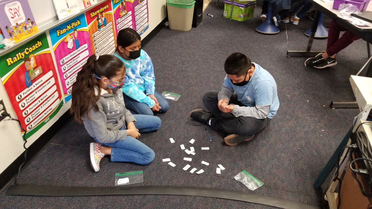 Sabgrimes's tweet photo. We are doing #smallgroupwork #workshop learning to work independently and help all our class #achieve #goals & #learn @jacksonpusd @PasadenaUnified @bmcdonald6 #4thGrade #SupportPublicSchools #pusdproud https://t.co/IezVMgW2Cy