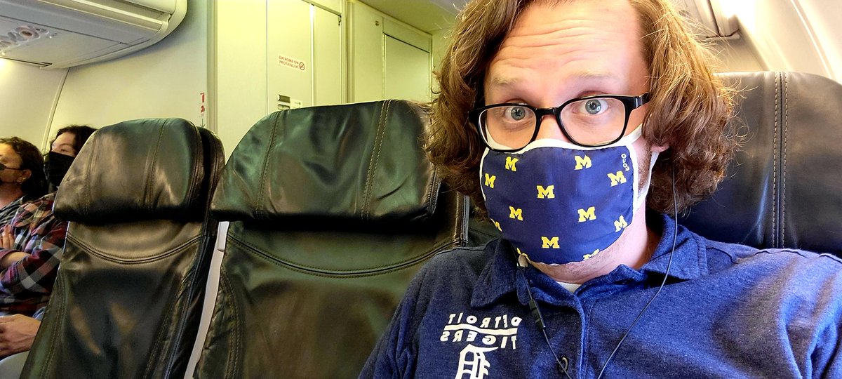 jgrohoske9's tweet photo. Living the #PoorMansFirstClass on my flight to Anchorage @WorstAnthony #YouLookGreat https://t.co/20wA4Btjq8