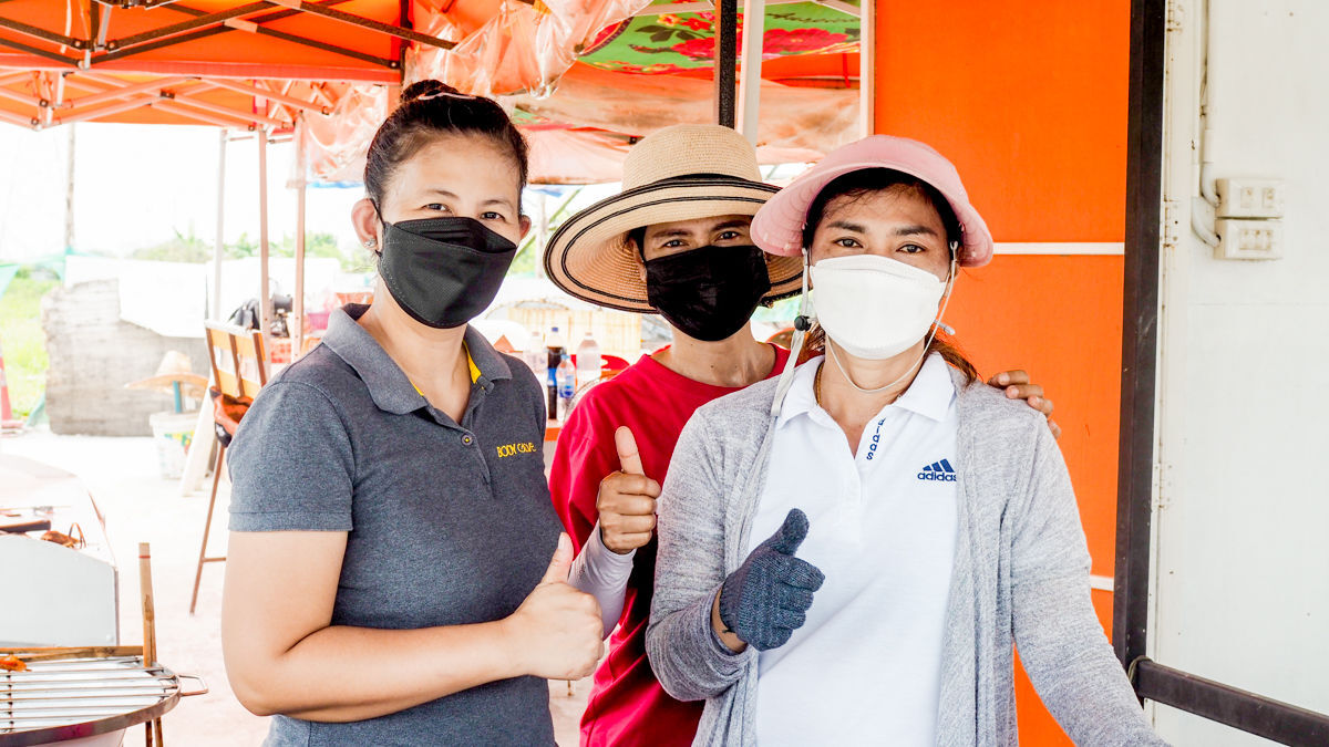 SiamAllFood's tweet image. ขายส่งไก่หมักหนีบไม้พร้อมย่าง สูตร ไก่ย่างเขาสวนกวาง | สนใจ แอด Line : bit.ly/2QcYz5j หรือ สอบถาม 064-936-6983

เราให้คำปรึกษาตั้งแต่เริ่มต้น : ย่างไม่เป็น เราสอนให้จนย่างเป็น ทำการตลาด วิเคราะห์แนวทาง เพื่อให้ทุกคนพลิกชีวิตให้ดีขึ้นได้ ^^