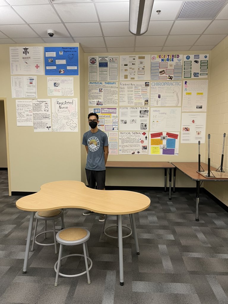 Shoutout to Diego Valenzuela who came in to hang up student projects! He's the gold in Vipers! Thank you!!! #medicalcareers #talktoahealthcareprofessional