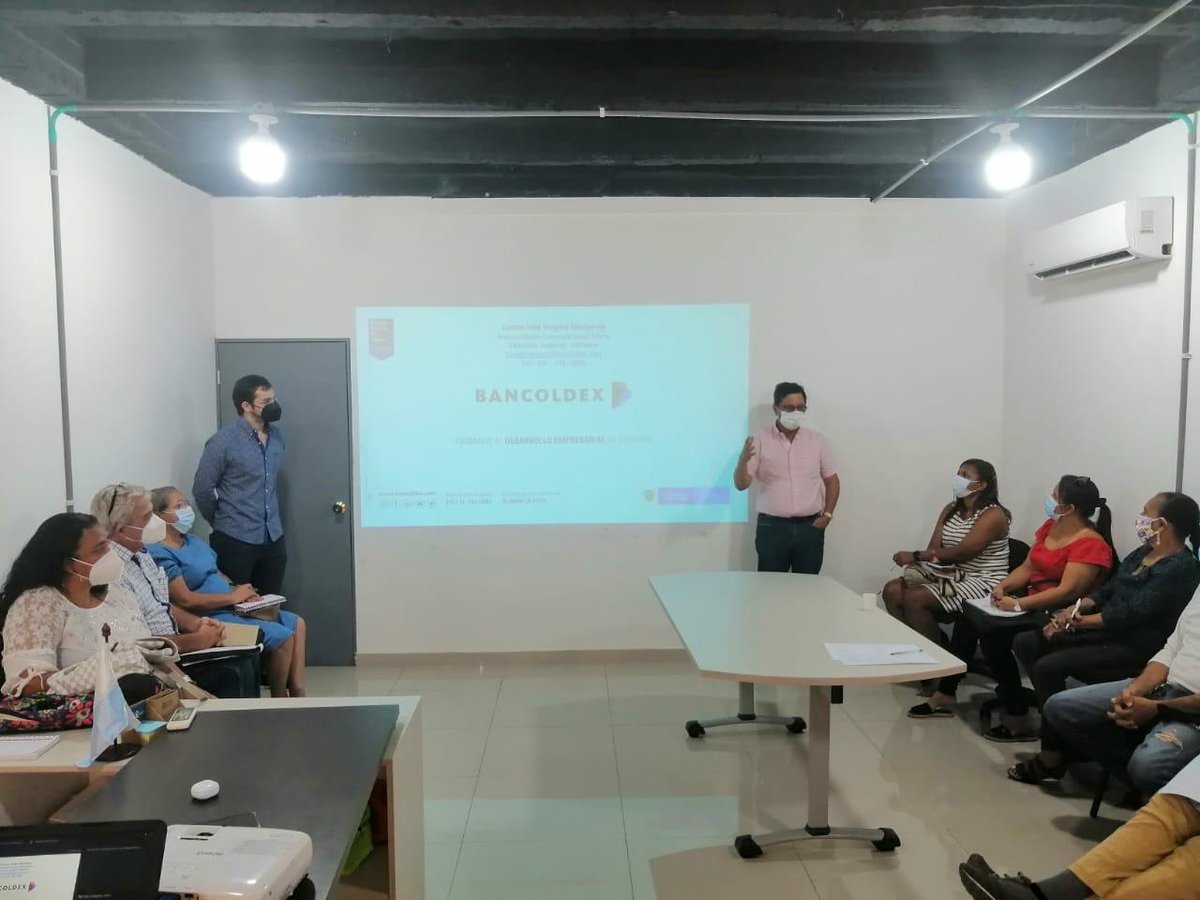 SantaMartaDTCH's tweet photo. Gestión de la alcaldesa Virna Johnson favorece accesibilidad a créditos por parte de microempresarios

Desde la Sec de Desarrollo Económico se han gestado iniciativas de acompañamiento y formalización que favorecen el desarrollo microempresarial. | https://t.co/skiOjDAHFS https://t.co/Ow8pgqOjxN