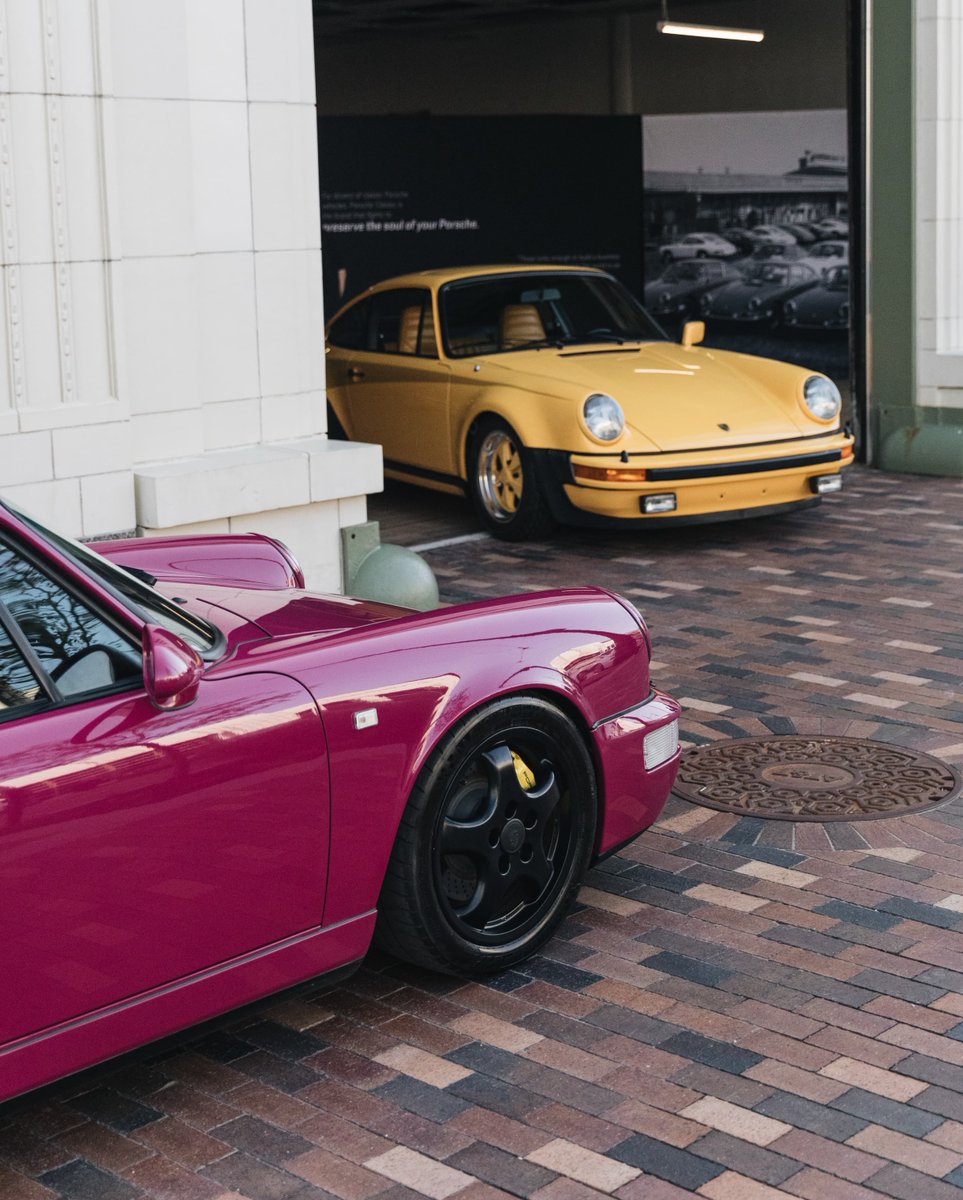Hagerty's tweet photo. Even if you can’t pronounce it, you can’t miss it. Welcome to Porsche Luftgekühlt! #Luft7 https://t.co/sqNuVvW6su https://t.co/UVobw60MxL