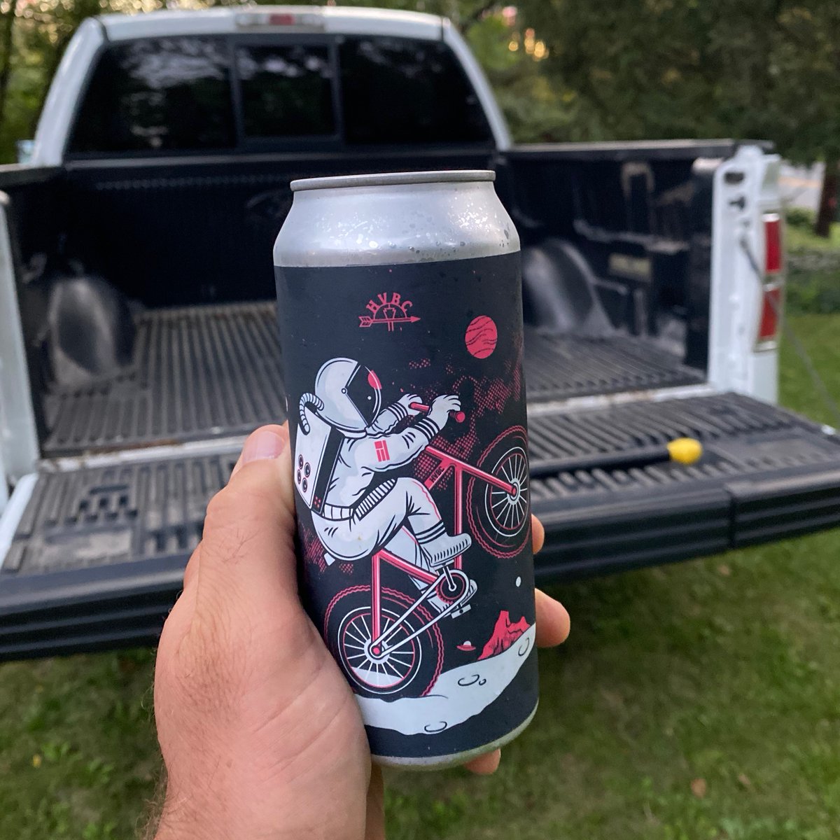 If only there was a perfect tailgating beer that was a little sour, a little sweet and perfectly balanced. Maybe even with a little pink guava and sea salt. Oh- wait… 
Spacie Wheelie!