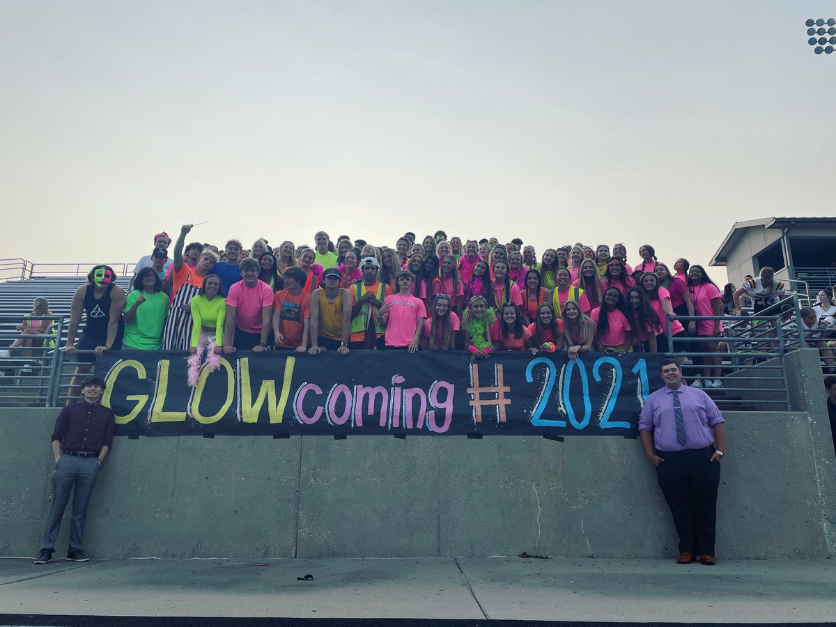 Tune in tonight to watch Papillion La Vista Monarch’s homecoming game against Westside Warriors! Watch on our YouTube, Facebook, or our website!