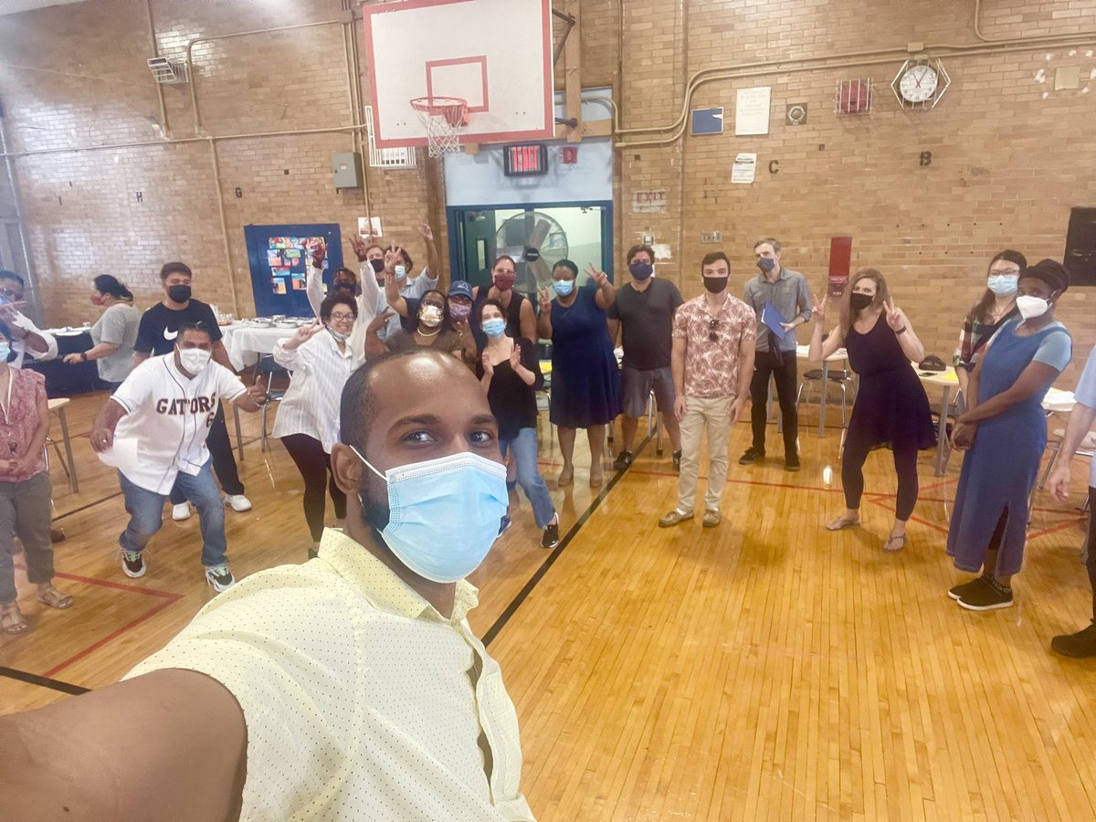 GatorsHsei's tweet photo. Gearing up for Homecoming!!!@TyonaWashingto1 @ACCESS_NYCDOE https://t.co/ategst43Zh