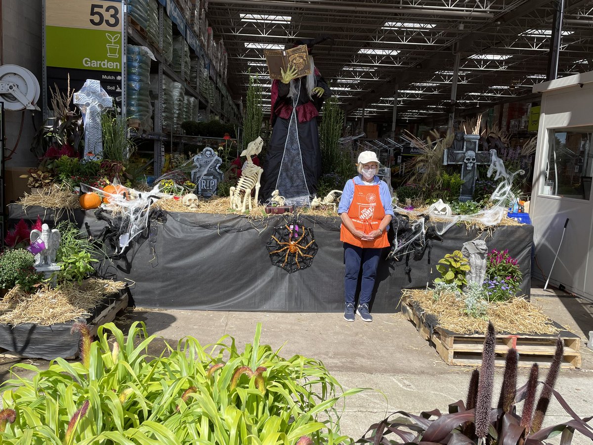 Come on over to Danvers East for a Spell! Or maybe just a great photo op! Thank you to Maryann for putting this display together!#D71InItToWinIt #fallready🍁🍂