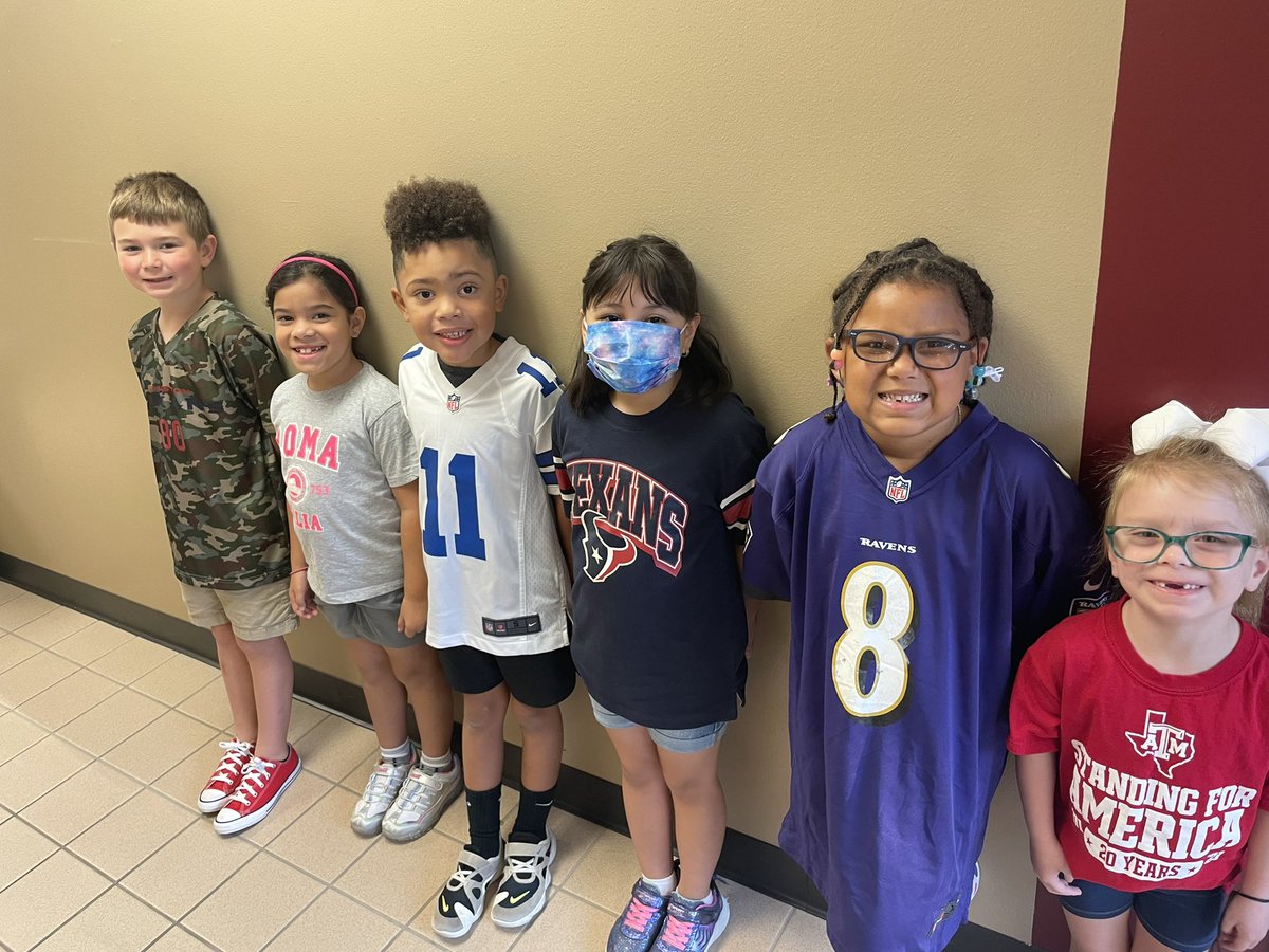 Hailey Elementary tweet media