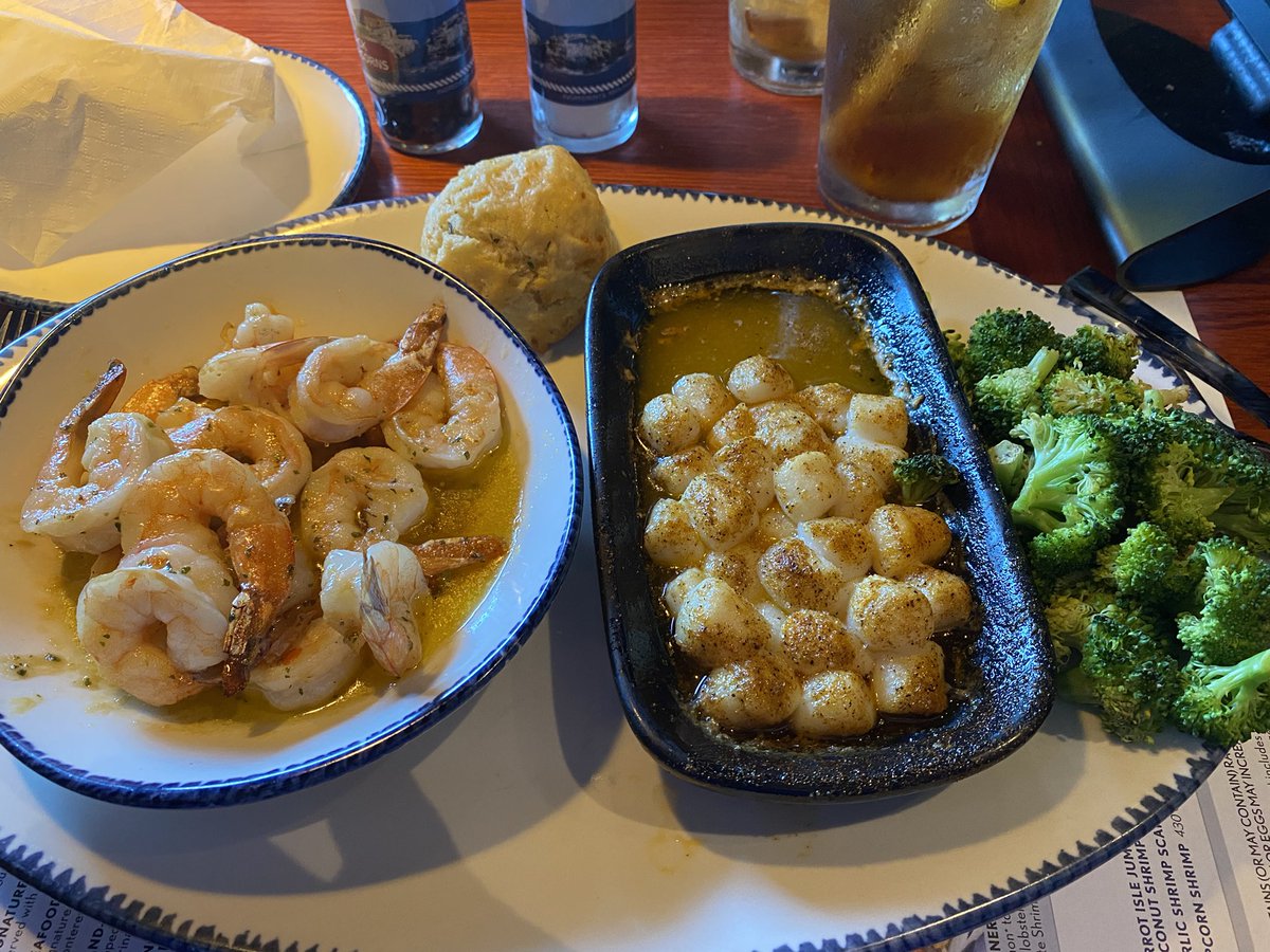 HaveDogWillBlog's tweet image. Food tour through PA. Ready to explode.