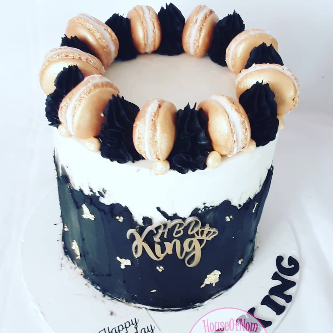 HouseOfNom1's tweet photo. Man cake https://t.co/c7OeYdQCwj