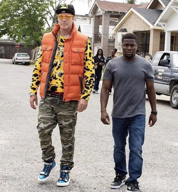 BeLikeBean's tweet photo. Rare photo of @jakepaul and @TWooodley leaving the arena knowing they made 💰💰💰 https://t.co/UAKY1AAIFI