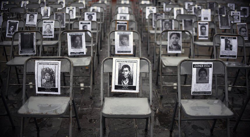 TAKREEMorg's tweet photo. Today is International Day of the Victims of Enforced Disappearances. We heavily condemn all groups that, in war or peace adhere to these inhuman methods and tactics.
#enforceddisappearances #thedisappeared #wartactic #inhuman #humanrights #internationalday https://t.co/h4LjHaq8Kl