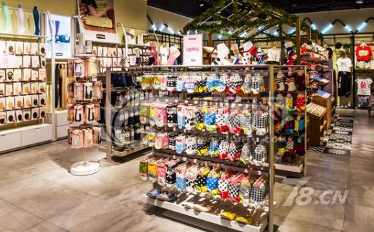 50% off socks, onesocksstore.com