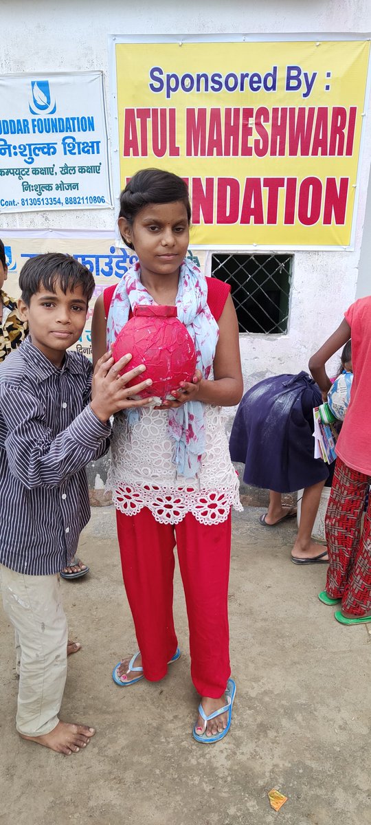 FoundationUdaar's tweet photo. Happy janmashtmi to all
Our students of udaar foundation made beautiful pots 🍯 from waste materials
@noida_authority @rituias2003 @CeoNoida
@dr_maheshsharma @SociallyBlog #udaarfoundation #udaar #donate #ngo #noida #bestfromwaste https://t.co/e1Nn5uD5dW