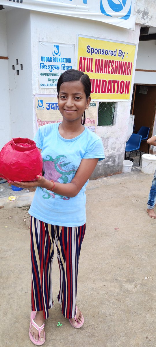 FoundationUdaar's tweet photo. Happy janmashtmi to all
Our students of udaar foundation made beautiful pots 🍯 from waste materials
@noida_authority @rituias2003 @CeoNoida
@dr_maheshsharma @SociallyBlog #udaarfoundation #udaar #donate #ngo #noida #bestfromwaste https://t.co/e1Nn5uD5dW