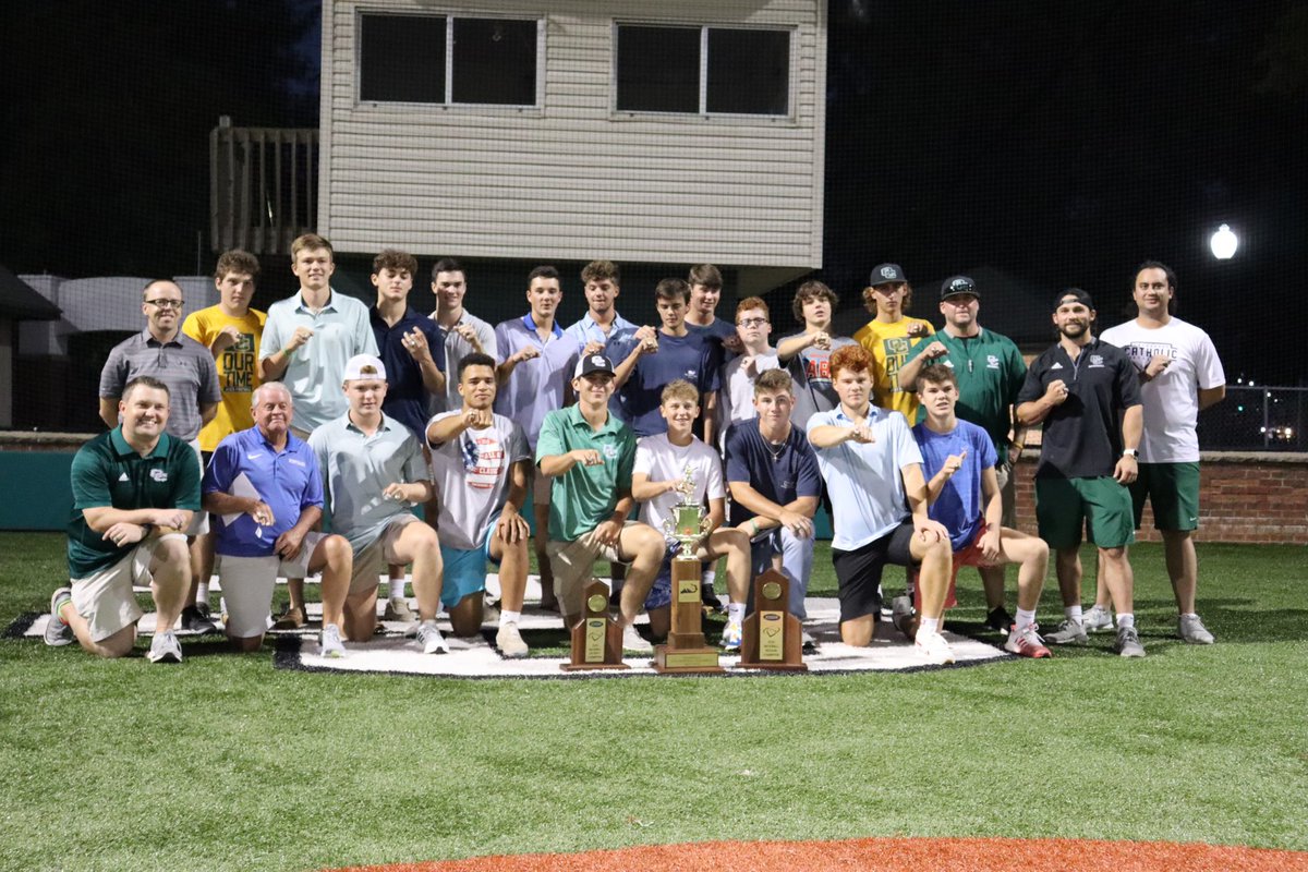 Enjoyed celebrating the accomplishments of the 2021 team with the banquet this weekend. Players were excited to receive their rings for winning All A State!