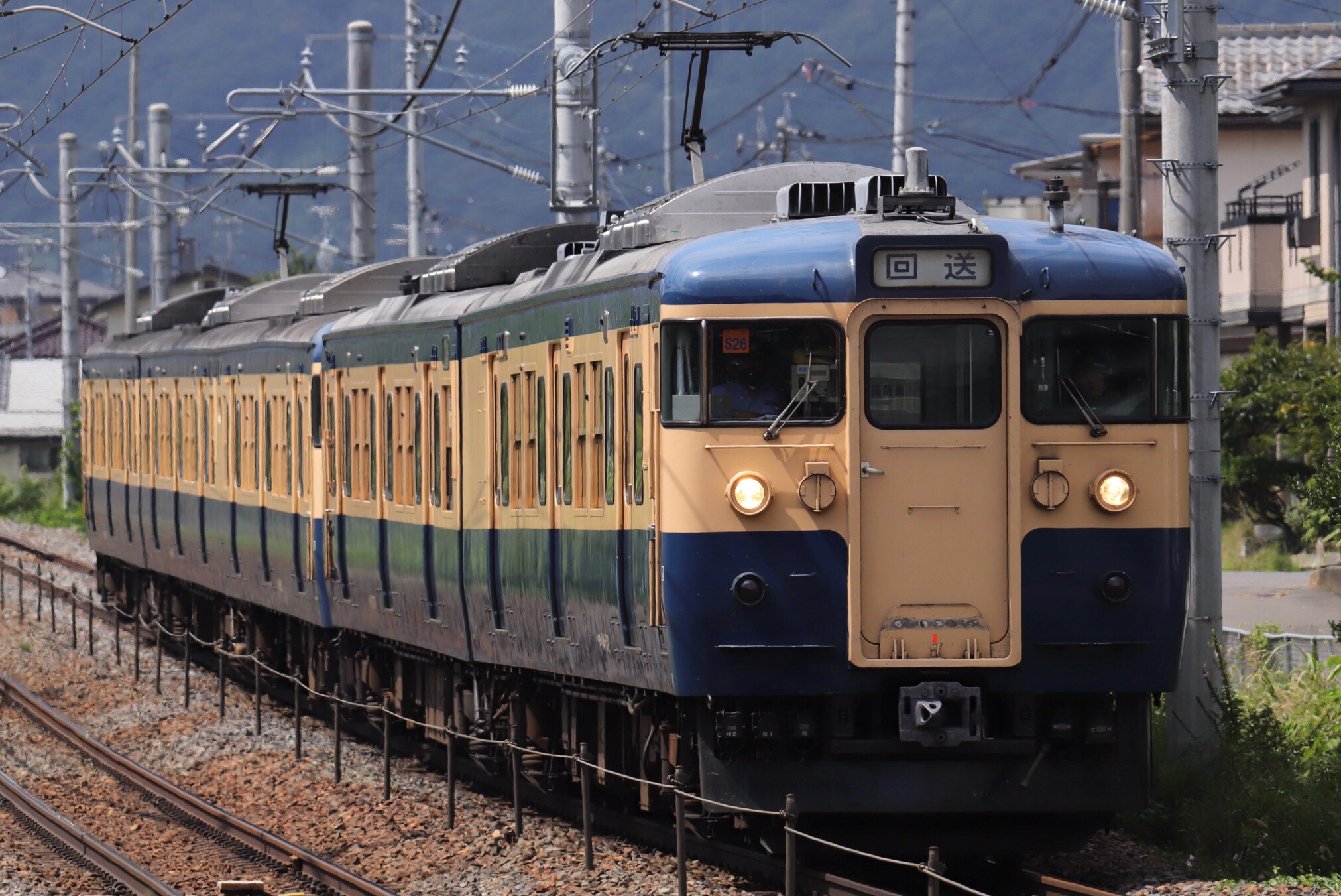 おっさんパーソネルサービス しなの鉄道115系廃車回送 21年8月 8月30日 戸倉運輸区の115系1000番代s26 S16編成が廃車のため 長野総合車両センターに回送されました T Co Sl2db3lzqc Twitter おっさんパーソネルサービス しなの鉄道115系廃車回送 21年8月 8月30日 戸倉運輸区の115系1000番代s26 S16編成が廃車のため 長野総合車両センターに回送されました T Co Sl2db3lzqc Twitter