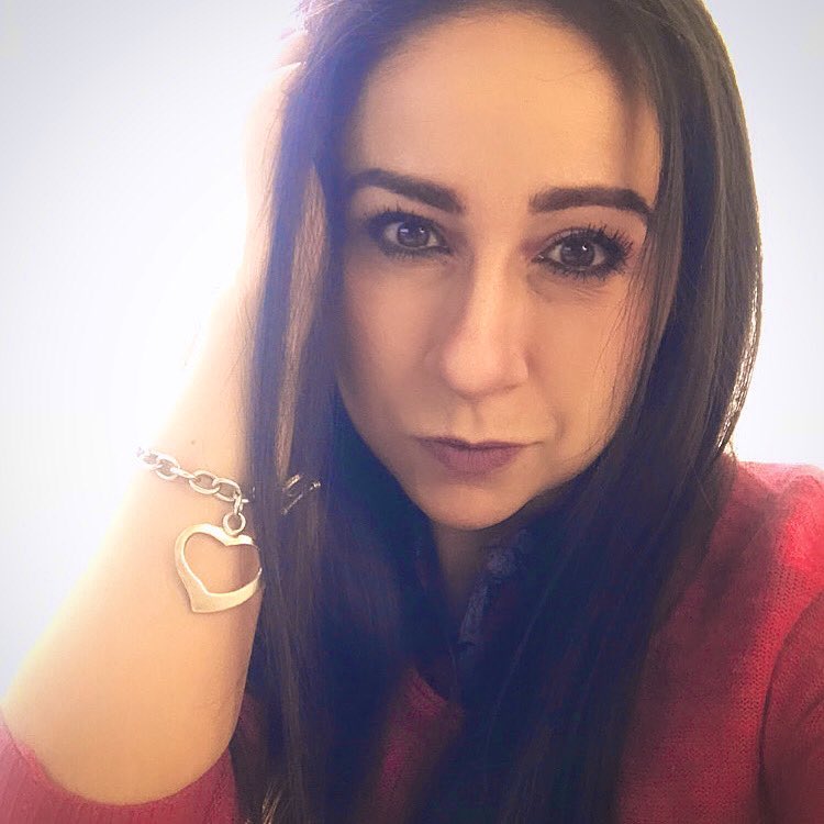 aimatuitstar's tweet photo. Una entrevista a corazón abierto que me hizo Adrián Alavés, creador del sistema de Neurotransformación.

Quién es Yan? Mis miedos, mi motor, mi transformación y por qué hago lo que hago… se los comparto desde mi amor y honestidad.💫

Click aquí!👇🏼
https://t.co/oHPmBEmHsJ https://t.co/bZrgrTgXWY