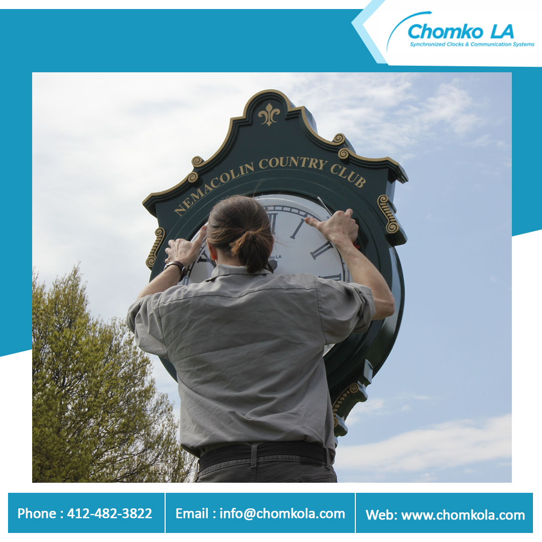 ChomkoLA's tweet photo. Our outdoor post #clocks, both Solar and Electric, provide a new standard for harkening back to the elegance of craftsmanship, all while maintaining the state of the art functionality of the future. https://t.co/G4LqffY6Ll https://t.co/PdzkIygBqI