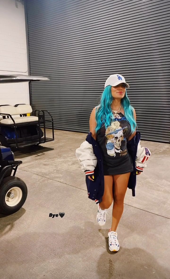 KarolGReports's tweet photo. 📸| Karol G vía Instagram stories https://t.co/7fQG6nDkGi
