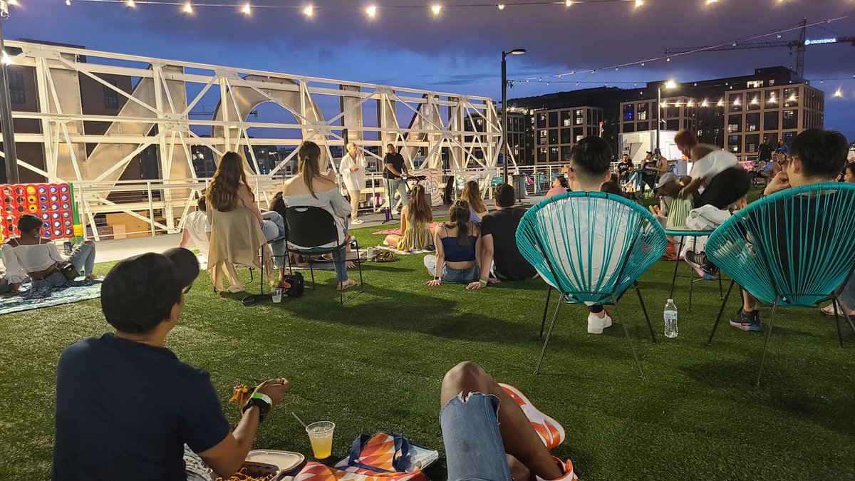 AmaizenT's tweet image. Nights in DC #SoFar #SoFarDC