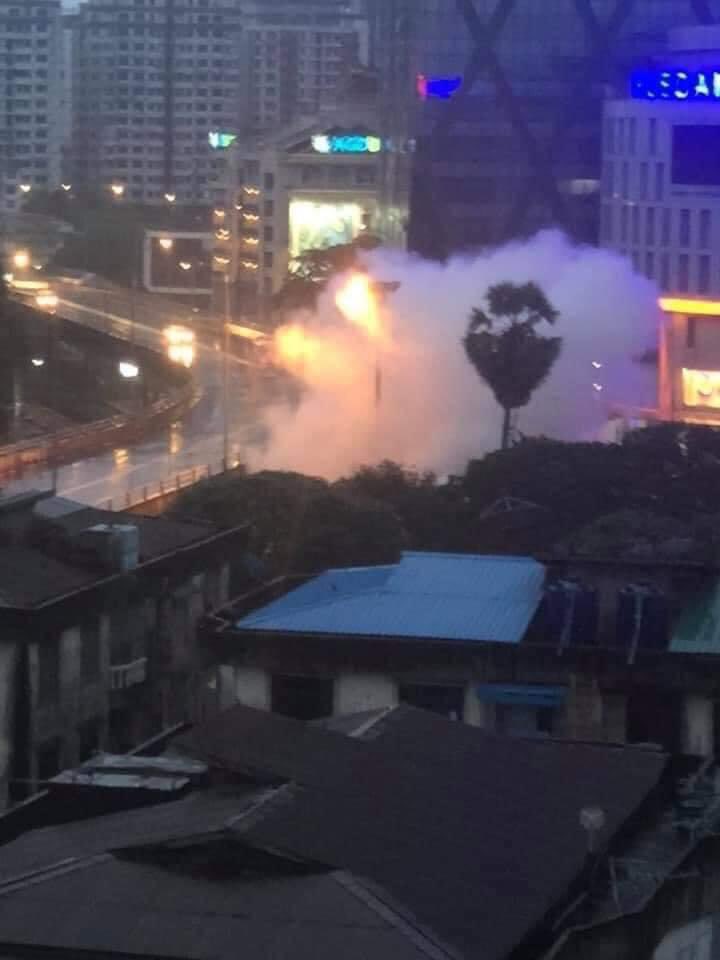 hannayuri_twt's tweet photo. News Alerts ❗
Yangon Division,  #NorthDagon ,#EastDagon  #North_Okkalapa ,#South_Okkalapa tsp , #Insein ; A series of bombs exploded in #Yankin #Hledan from yesterday 29 August to the morning of August 30, according to locals.

#Aug30Coup 
#WhatsHappeningInMyanmar https://t.co/fNcI374gAr
