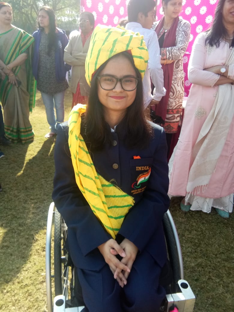 DDNewslive's tweet photo. BREAKING

#Paralympics
#Praise4Para

India's FIRST GOLDDDDD!!! 🇮🇳 

Avani Lekhara wins in Women's 10m AR Standing SH1 Final - she has shot 249.6 - a Paralympic record !! https://t.co/3NgbVgeIB3