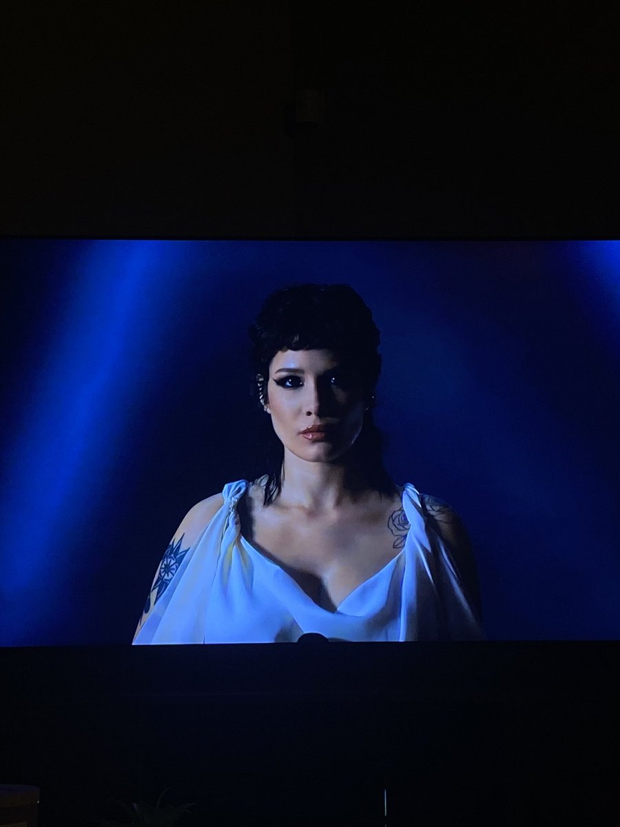 AshleyFelix13's tweet photo. more photos of the stream❤️ #IfICantHaveLoveIWantPower #Halsey #iichliwp https://t.co/BC3cA6GCqi