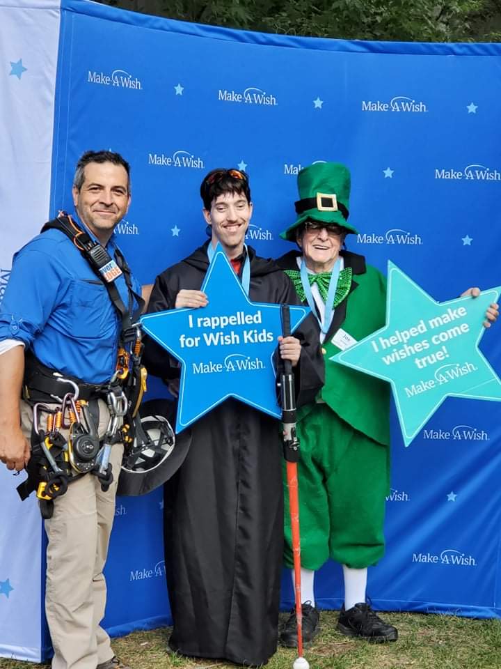 authoreeckert's tweet photo. When your 19 year old son rappels skyscrapers....
#makeawish #ropeforhope2021
#overtheedge #501stLegionBadlandsGarrison https://t.co/N7ddAPlRPv