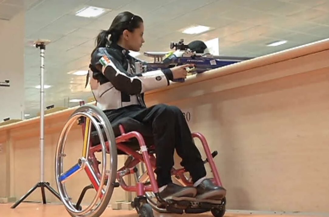 Congratulations #AvaniLekhara for hitting the bullseye 🎯and creating history by becoming the first Indian woman to win a #Paralympics gold medal 🏅What a debut! #Tokyo2020