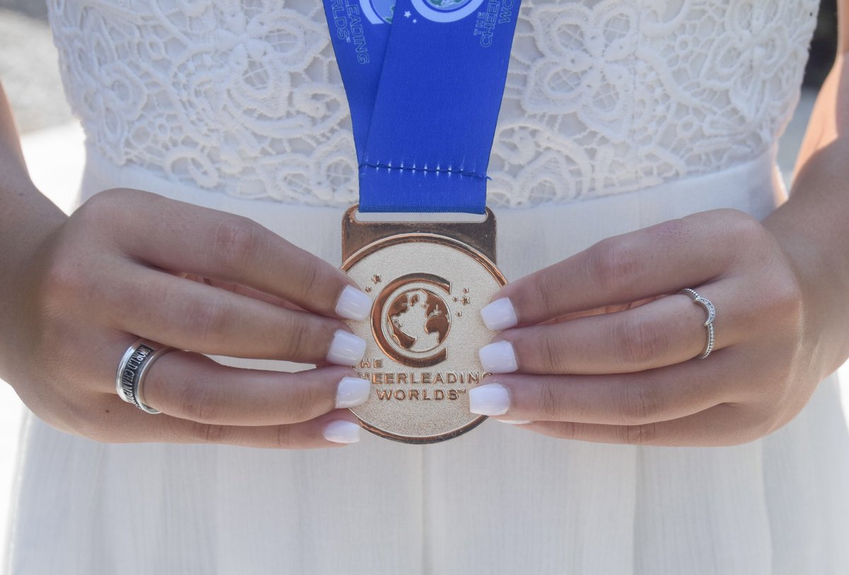 bellardoria's tweet photo. a feeling like no otherπ» #calighostrecon #ringceremony https://t.co/nBfcplMnNY