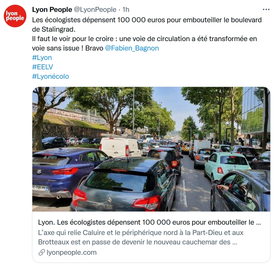 CollectifVALVE's tweet photo. #LyonPeople a la solution pour améliorer les déplacements dans le Grand Lyon : supprimer les passages piétons (et les piétons, tant qu'à faire) 🤥 https://t.co/4ZGs5JpSO0